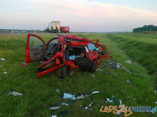 Śmiertelny wypadek na autostradzie Foto: OSP Dominowo Śmiertelny wypadek na autostradzie Foto: OSP Dominowo