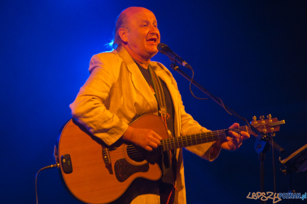 Jacek Kleyff na Dziedzińcu CK ZAMEK 4.08.2011 r. Foto: lepszyPOZNAN.pl / Piotr Rychter Jacek Kleyff na Dziedzińcu CK ZAMEK 4.08.2011 r. Foto: lepszyPOZNAN.pl / Piotr Rychter