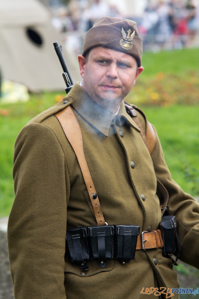 Poznańczycy 1919-2011 - Poznań Ostrów Tumski 14.08.2011 r. Foto: lepszyPOZNAN.pl / Piotr Rychter Poznańczycy 1919-2011 - Poznań Ostrów Tumski 14.08.2011 r. Foto: lepszyPOZNAN.pl / Piotr Rychter