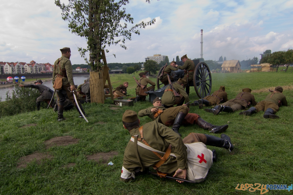 Poznańczycy 1919-2011 - Poznań Ostrów Tumski 14.08.2011 r. Foto: lepszyPOZNAN.pl / Piotr Rychter Poznańczycy 1919-2011 - Poznań Ostrów Tumski 14.08.2011 r. Foto: lepszyPOZNAN.pl / Piotr Rychter
