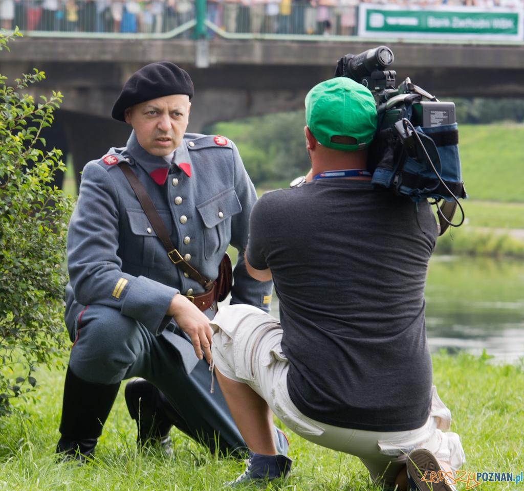 Poznańczycy 1919-2011 - Poznań Ostrów Tumski 14.08.2011 r. Foto: lepszyPOZNAN.pl / Piotr Rychter Poznańczycy 1919-2011 - Poznań Ostrów Tumski 14.08.2011 r. Foto: lepszyPOZNAN.pl / Piotr Rychter