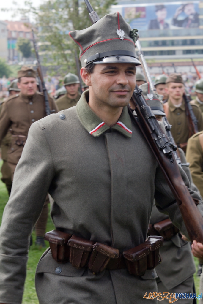 Poznańczycy 1919-2011 - Poznań Ostrów Tumski 14.08.2011 r. Foto: lepszyPOZNAN.pl / Piotr Rychter Poznańczycy 1919-2011 - Poznań Ostrów Tumski 14.08.2011 r. Foto: lepszyPOZNAN.pl / Piotr Rychter