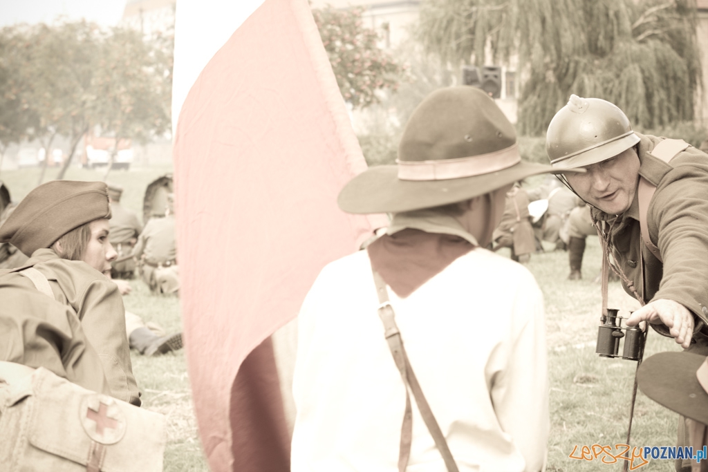 Poznańczycy 1919-2011 - Poznań Ostrów Tumski 14.08.2011 r. Foto: lepszyPOZNAN.pl / Piotr Rychter Poznańczycy 1919-2011 - Poznań Ostrów Tumski 14.08.2011 r. Foto: lepszyPOZNAN.pl / Piotr Rychter