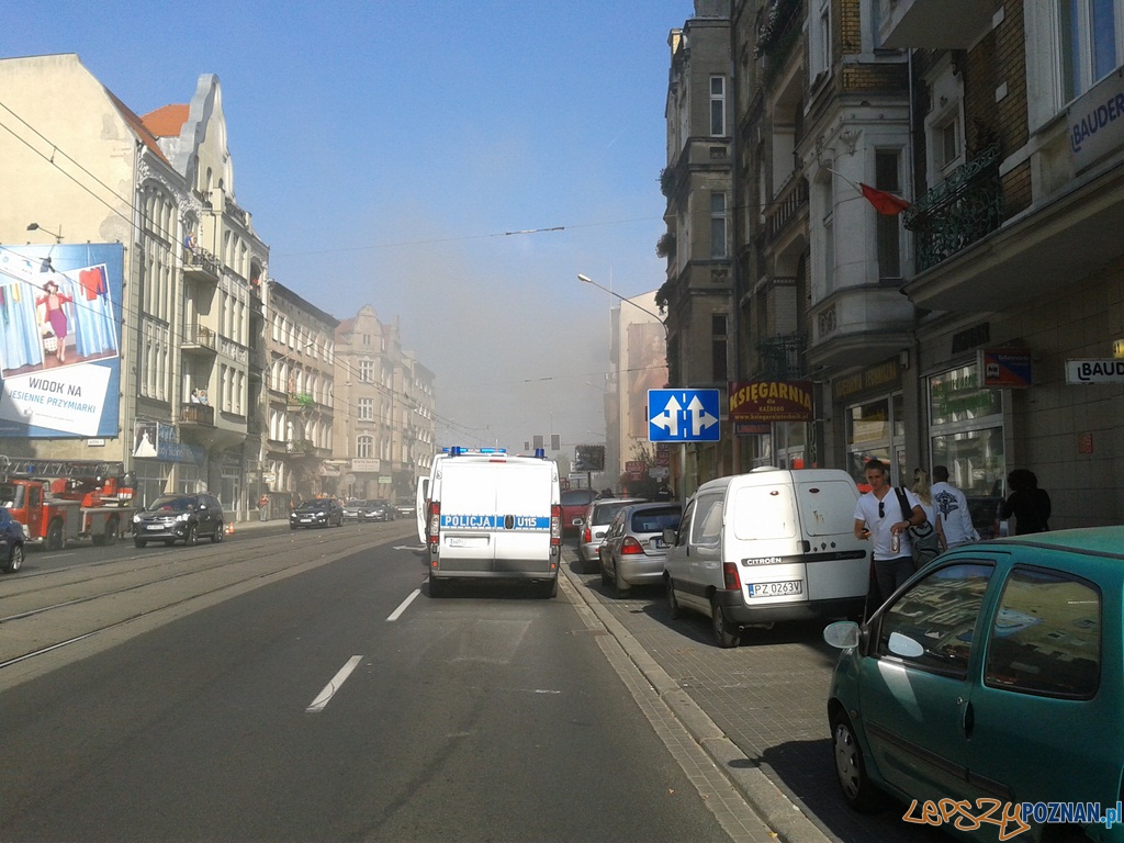 Pożar na Łazarzu Foto: lepszyPOZNAN.pl/ Paweł Rychter (gsm) Pożar na Łazarzu Foto: lepszyPOZNAN.pl/ Paweł Rychter (gsm)
