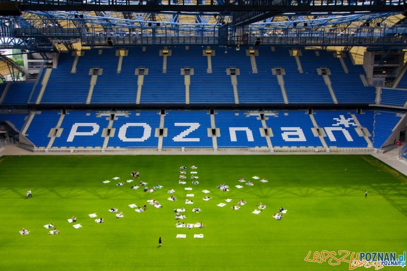 Poznan_sniadanie_na_stadionie Foto: Poznan_sniadanie_na_stadionie Foto:
