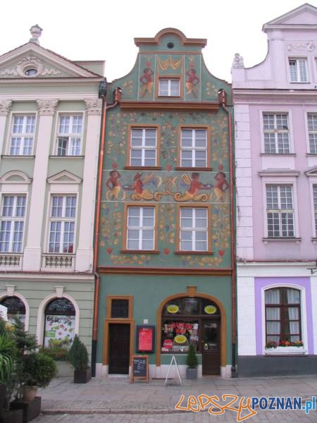 Stary Rynek 66 - po remoncie - 01 small Foto: IDP Stary Rynek 66 - po remoncie - 01 small Foto: IDP