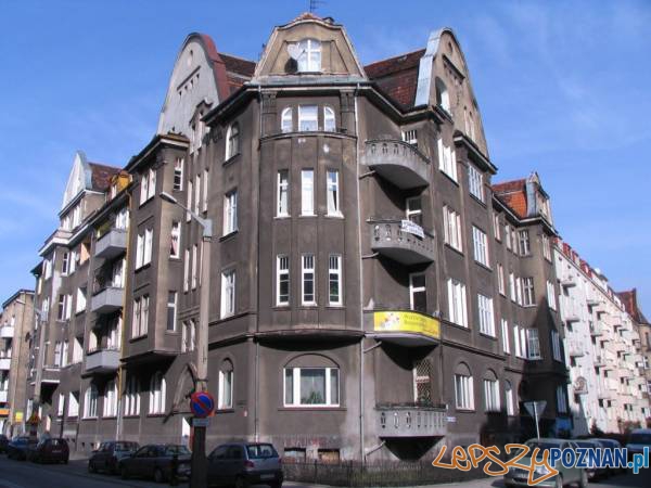 Wyspiańskiego 16 (Kossaka 1) - przed remontem - 01 small Foto: IDP Wyspiańskiego 16 (Kossaka 1) - przed remontem - 01 small Foto: IDP