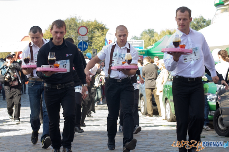 II Poznański Bieg Kelnerów Foto: lepszyPOZNAN.pl / Piotr Rychter II Poznański Bieg Kelnerów Foto: lepszyPOZNAN.pl / Piotr Rychter