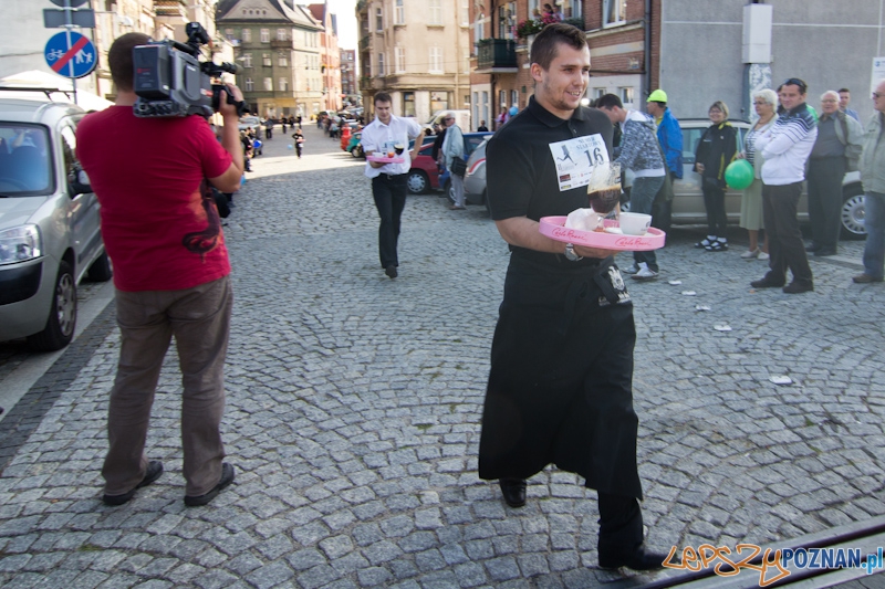II Poznański Bieg Kelnerów Foto: lepszyPOZNAN.pl / Piotr Rychter II Poznański Bieg Kelnerów Foto: lepszyPOZNAN.pl / Piotr Rychter