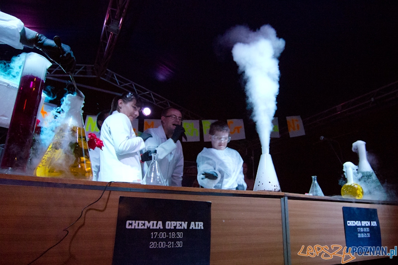 Noc Naukowców 2011 - Politechnika Poznańska - Chemia Open Air Foto: lepszyPOZNAN.pl / Piotr Rychter Noc Naukowców 2011 - Politechnika Poznańska - Chemia Open Air Foto: lepszyPOZNAN.pl / Piotr Rychter