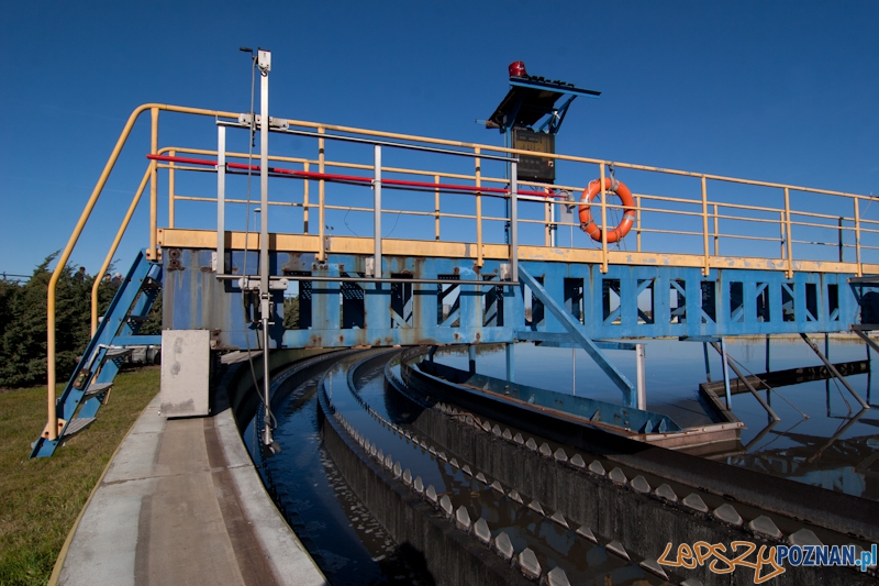 Wycieczka po Centralnej Oczyszczalni Ścieków - Aquanet - Koziegłowy 15.10.2011 r. Foto: LepszyPOZNAN.pl / Paweł Rychter Wycieczka po Centralnej Oczyszczalni Ścieków - Aquanet - Koziegłowy 15.10.2011 r. Foto: LepszyPOZNAN.pl / Paweł Rychter