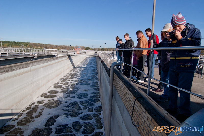 Wycieczka po Centralnej Oczyszczalni Ścieków - Aquanet - Koziegłowy 15.10.2011 r. Foto: LepszyPOZNAN.pl / Paweł Rychter Wycieczka po Centralnej Oczyszczalni Ścieków - Aquanet - Koziegłowy 15.10.2011 r. Foto: LepszyPOZNAN.pl / Paweł Rychter