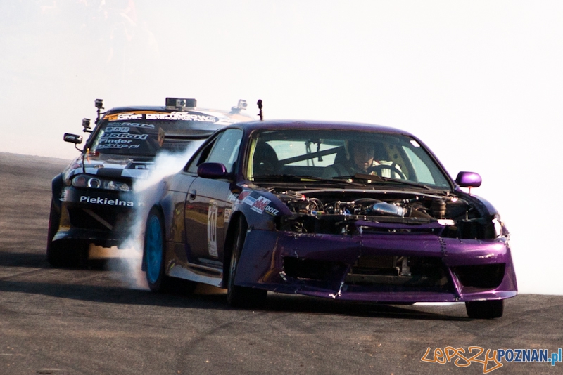 n-gine Driftingowe Mistrzostwa Polski 2011 - Tor Poznań 2.10.2011 r. Foto: LepszyPOZNAN.pl / Paweł Rychter n-gine Driftingowe Mistrzostwa Polski 2011 - Tor Poznań 2.10.2011 r. Foto: LepszyPOZNAN.pl / Paweł Rychter