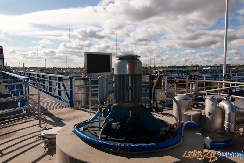 Wycieczka po Centralnej Oczyszczalni Ścieków - Aquanet - Koziegłowy 15.10.2011 r. Foto: LepszyPOZNAN.pl / Paweł Rychter Wycieczka po Centralnej Oczyszczalni Ścieków - Aquanet - Koziegłowy 15.10.2011 r. Foto: LepszyPOZNAN.pl / Paweł Rychter
