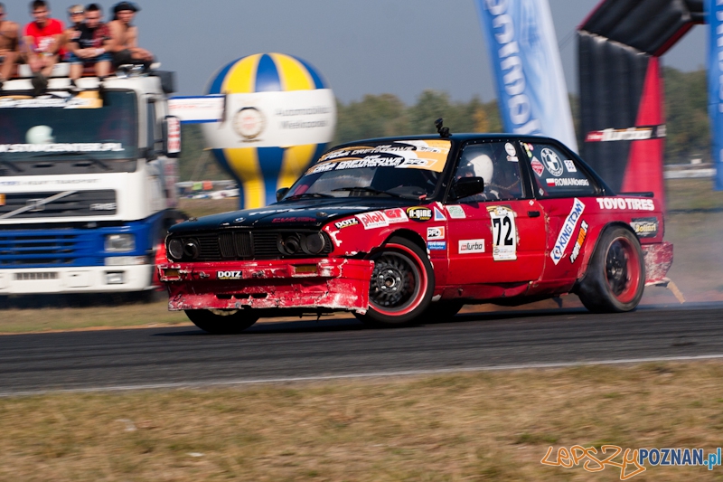 n-gine Driftingowe Mistrzostwa Polski 2011 - Tor Poznań 2.10.2011 r. Foto: LepszyPOZNAN.pl / Paweł Rychter n-gine Driftingowe Mistrzostwa Polski 2011 - Tor Poznań 2.10.2011 r. Foto: LepszyPOZNAN.pl / Paweł Rychter