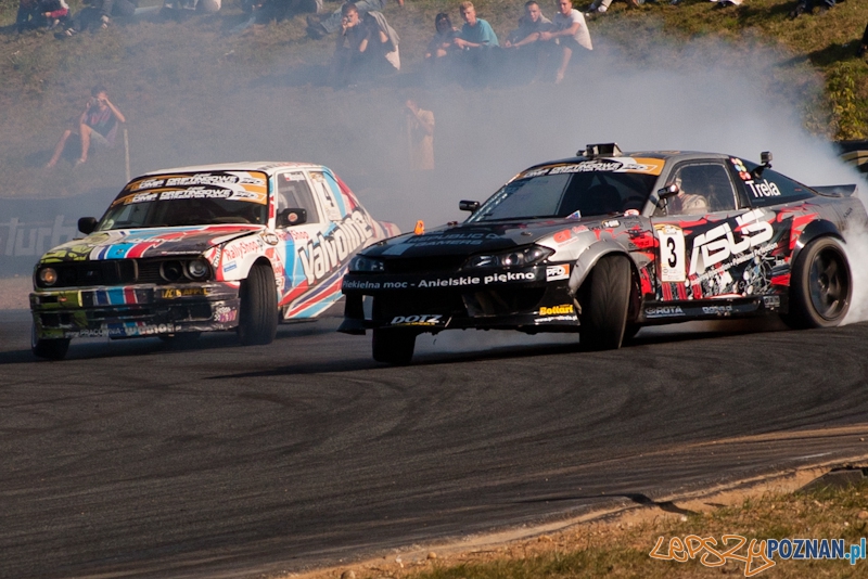 n-gine Driftingowe Mistrzostwa Polski 2011 - Tor Poznań 2.10.2011 r. Foto: LepszyPOZNAN.pl / Paweł Rychter n-gine Driftingowe Mistrzostwa Polski 2011 - Tor Poznań 2.10.2011 r. Foto: LepszyPOZNAN.pl / Paweł Rychter