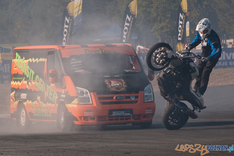 n-gine Driftingowe Mistrzostwa Polski 2011 - Tor Poznań 2.10.2011 r. Foto: LepszyPOZNAN.pl / Paweł Rychter n-gine Driftingowe Mistrzostwa Polski 2011 - Tor Poznań 2.10.2011 r. Foto: LepszyPOZNAN.pl / Paweł Rychter
