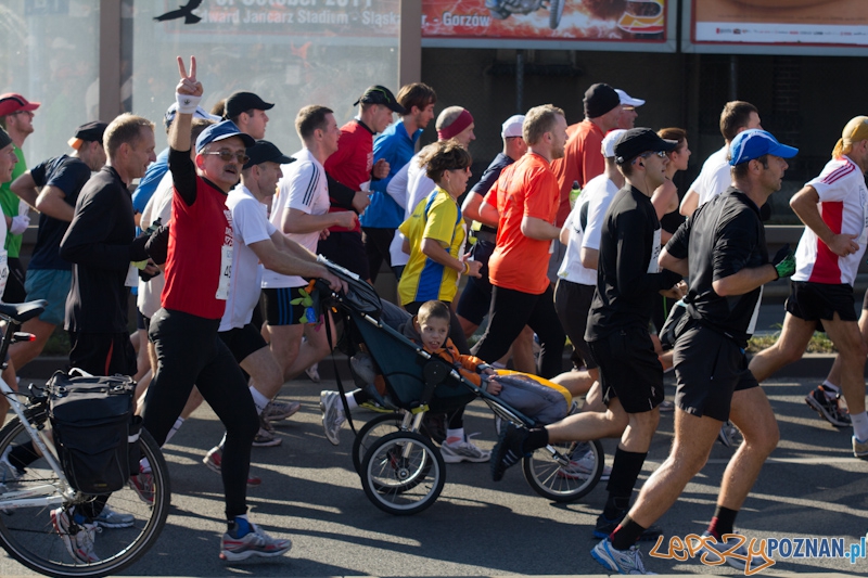 12 Poznań Maraton - Poznań 16.11.2011 r. Foto: lepszyPOZNAN.pl / Piotr Rychter 12 Poznań Maraton - Poznań 16.11.2011 r. Foto: lepszyPOZNAN.pl / Piotr Rychter
