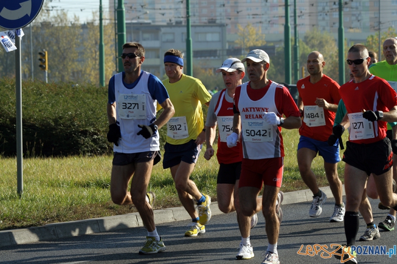XII Poznań Maraton - Poznań 16.10.2011 r. Foto: Ewelina Gutowska XII Poznań Maraton - Poznań 16.10.2011 r. Foto: Ewelina Gutowska