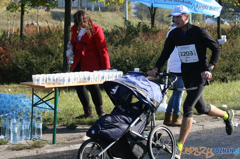 XII Poznań Maraton - Poznań 16.10.2011 r. Foto: Ewelina Gutowska XII Poznań Maraton - Poznań 16.10.2011 r. Foto: Ewelina Gutowska