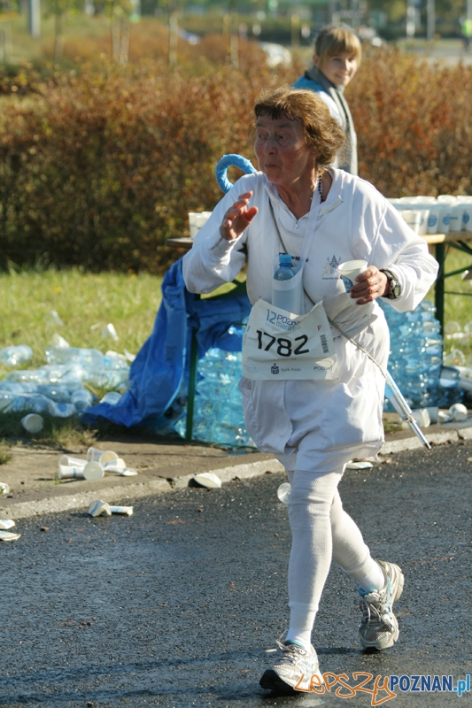 XII Poznań Maraton - Poznań 16.10.2011 r. Foto: Ewelina Gutowska XII Poznań Maraton - Poznań 16.10.2011 r. Foto: Ewelina Gutowska