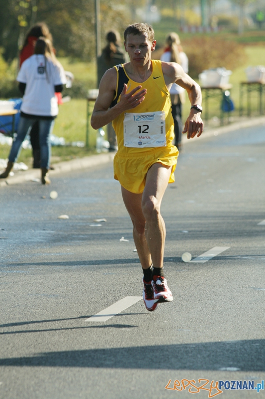 XII Poznań Maraton - Poznań 16.10.2011 r. Foto: Ewelina Gutowska XII Poznań Maraton - Poznań 16.10.2011 r. Foto: Ewelina Gutowska