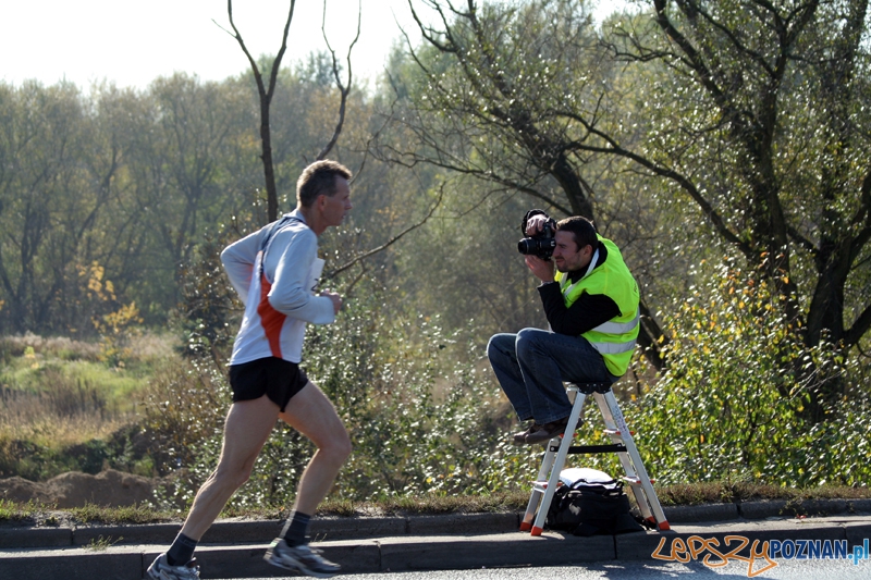 XII Poznań Maraton - Poznań 16.10.2011 r. Foto: Ewelina Gutowska XII Poznań Maraton - Poznań 16.10.2011 r. Foto: Ewelina Gutowska