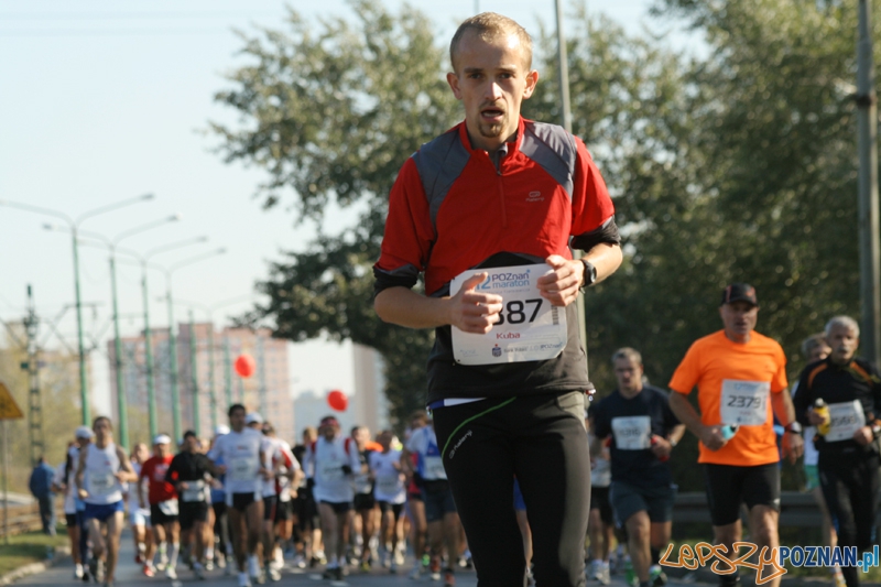 XII Poznań Maraton - Poznań 16.10.2011 r. Foto: Ewelina Gutowska XII Poznań Maraton - Poznań 16.10.2011 r. Foto: Ewelina Gutowska
