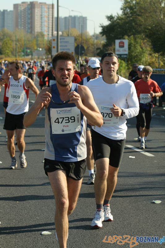 XII Poznań Maraton - Poznań 16.10.2011 r. Foto: Ewelina Gutowska XII Poznań Maraton - Poznań 16.10.2011 r. Foto: Ewelina Gutowska