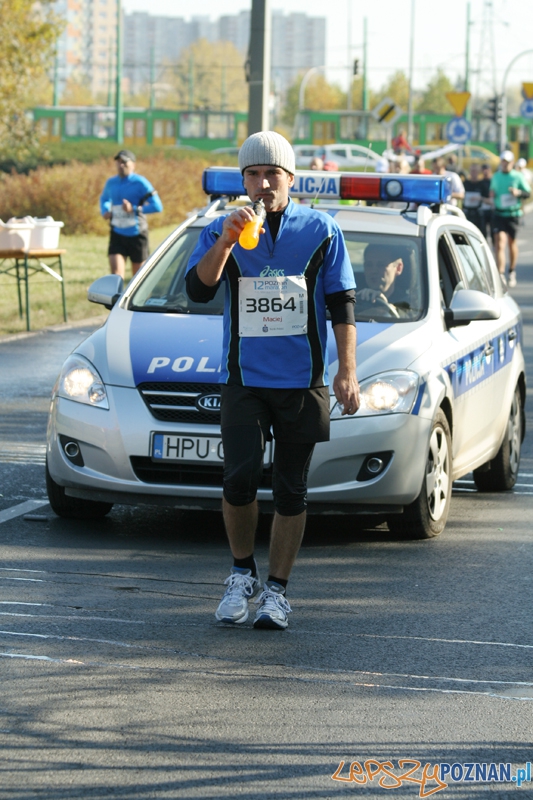 XII Poznań Maraton - Poznań 16.10.2011 r. Foto: Ewelina Gutowska XII Poznań Maraton - Poznań 16.10.2011 r. Foto: Ewelina Gutowska