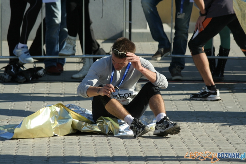 XII Poznań Maraton - Poznań 16.10.2011 r. Foto: Ewelina Gutowska XII Poznań Maraton - Poznań 16.10.2011 r. Foto: Ewelina Gutowska