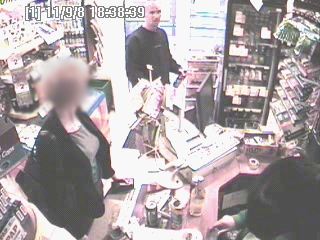 Policja poszukuje (2) Foto: Policja poszukuje (2) Foto: