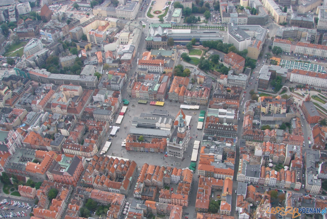 Stary Rynek z lotu ptaka  Foto: lepszyPOZNAN.pl / ag