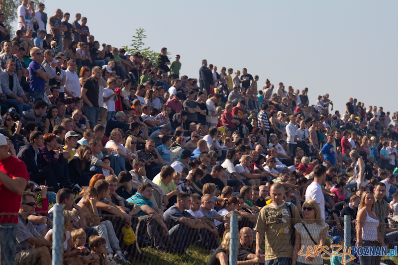n-gine Driftingowe Mistrzostwa Polski 2011 - Tor Poznań 2.10.2011 r. Foto: lepszyPOZNAN.pl / Piotr Rychter n-gine Driftingowe Mistrzostwa Polski 2011 - Tor Poznań 2.10.2011 r. Foto: lepszyPOZNAN.pl / Piotr Rychter