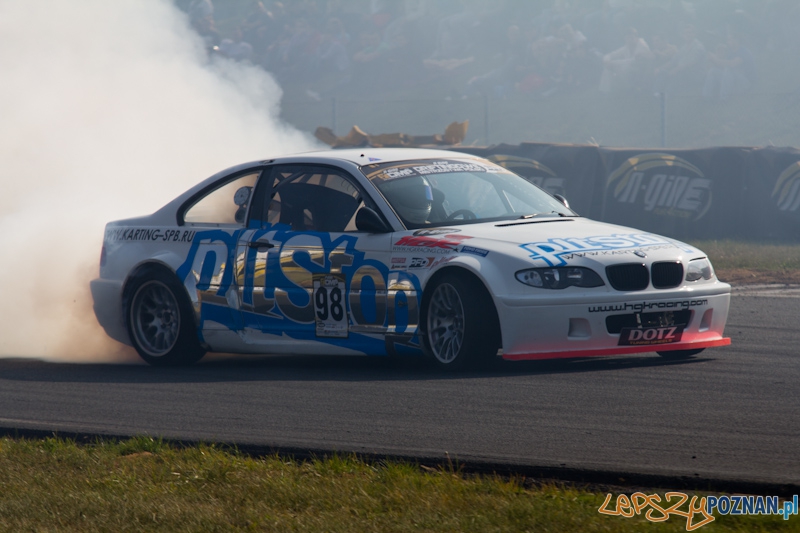 n-gine Driftingowe Mistrzostwa Polski 2011 - Tor Poznań 2.10.2011 r. Foto: lepszyPOZNAN.pl / Piotr Rychter n-gine Driftingowe Mistrzostwa Polski 2011 - Tor Poznań 2.10.2011 r. Foto: lepszyPOZNAN.pl / Piotr Rychter