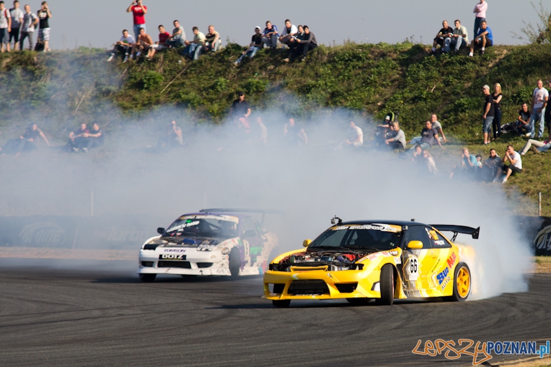 n-gine Driftingowe Mistrzostwa Polski 2011 - Tor Poznań 2.10.2011 r. Foto: lepszyPOZNAN.pl / Piotr Rychter n-gine Driftingowe Mistrzostwa Polski 2011 - Tor Poznań 2.10.2011 r. Foto: lepszyPOZNAN.pl / Piotr Rychter