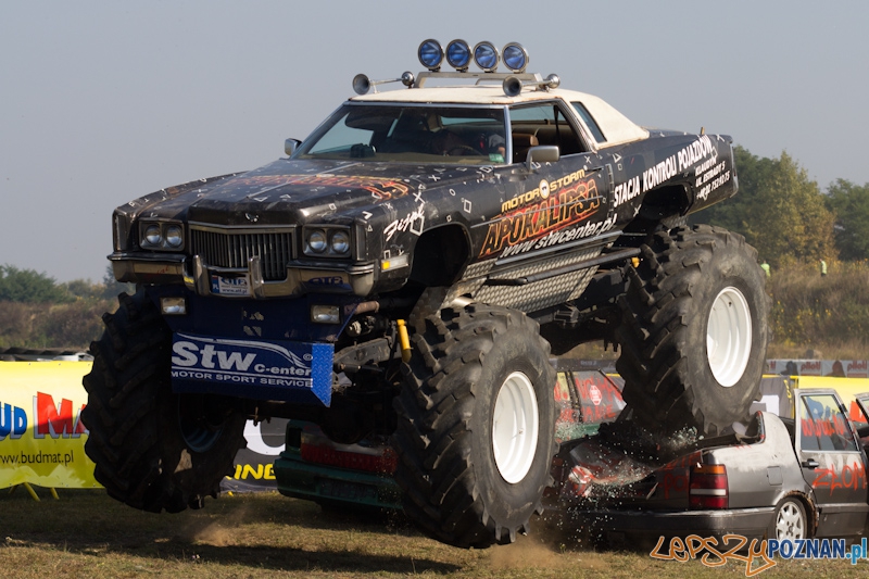 n-gine Driftingowe Mistrzostwa Polski 2011 - Tor Poznań 2.10.2011 r. Foto: lepszyPOZNAN.pl / Piotr Rychter n-gine Driftingowe Mistrzostwa Polski 2011 - Tor Poznań 2.10.2011 r. Foto: lepszyPOZNAN.pl / Piotr Rychter