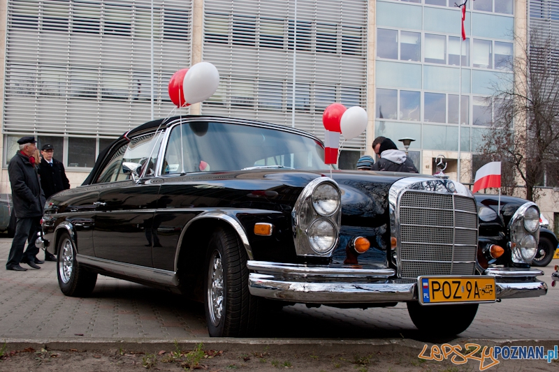 Obchody dnia niepodległości - Automobilklub Wielkopolski - Poznań 11.11.2011 r. Foto: LepszyPOZNAN.pl / Paweł Rychter Obchody dnia niepodległości - Automobilklub Wielkopolski - Poznań 11.11.2011 r. Foto: LepszyPOZNAN.pl / Paweł Rychter