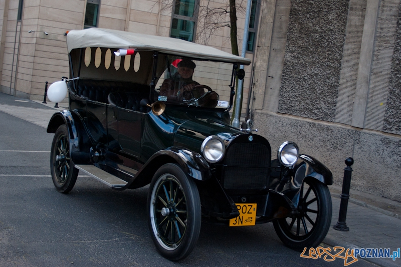 Obchody dnia niepodległości - Automobilklub Wielkopolski - Poznań 11.11.2011 r. Foto: LepszyPOZNAN.pl / Paweł Rychter Obchody dnia niepodległości - Automobilklub Wielkopolski - Poznań 11.11.2011 r. Foto: LepszyPOZNAN.pl / Paweł Rychter