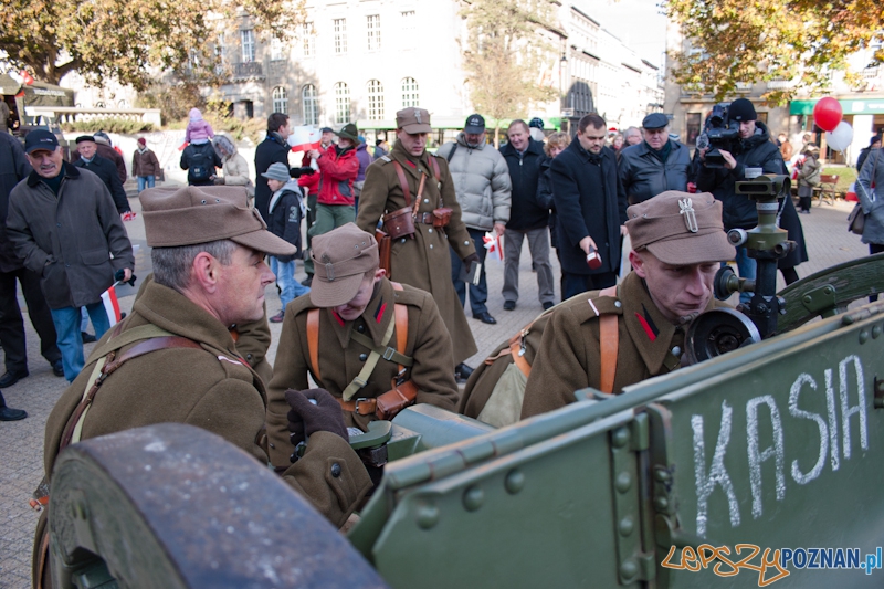 Obchody dnia niepodległości - Plac Wolności - Poznań 11.11.2011 r. Foto: LepszyPOZNAN.pl / Paweł Rychter Obchody dnia niepodległości - Plac Wolności - Poznań 11.11.2011 r. Foto: LepszyPOZNAN.pl / Paweł Rychter