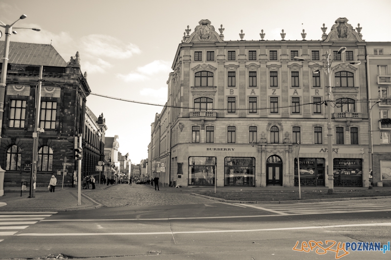 Obchody dnia niepodległości - Plac Wolności - Poznań 11.11.2011 r. Foto: LepszyPOZNAN.pl / Paweł Rychter Obchody dnia niepodległości - Plac Wolności - Poznań 11.11.2011 r. Foto: LepszyPOZNAN.pl / Paweł Rychter