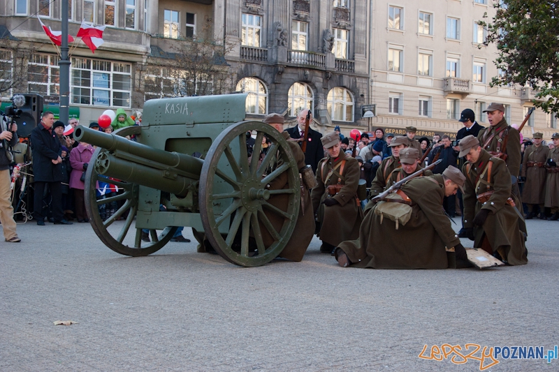 Obchody dnia niepodległości - Plac Wolności - Poznań 11.11.2011 r. Foto: LepszyPOZNAN.pl / Paweł Rychter Obchody dnia niepodległości - Plac Wolności - Poznań 11.11.2011 r. Foto: LepszyPOZNAN.pl / Paweł Rychter