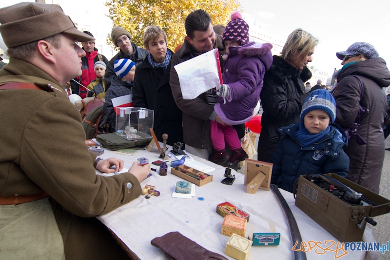Obchody Dnia Niepodległości - 11.11.11 - Plac Wolności Foto: lepszyPOZNAN.pl / Piotr Rychter Obchody Dnia Niepodległości - 11.11.11 - Plac Wolności Foto: lepszyPOZNAN.pl / Piotr Rychter