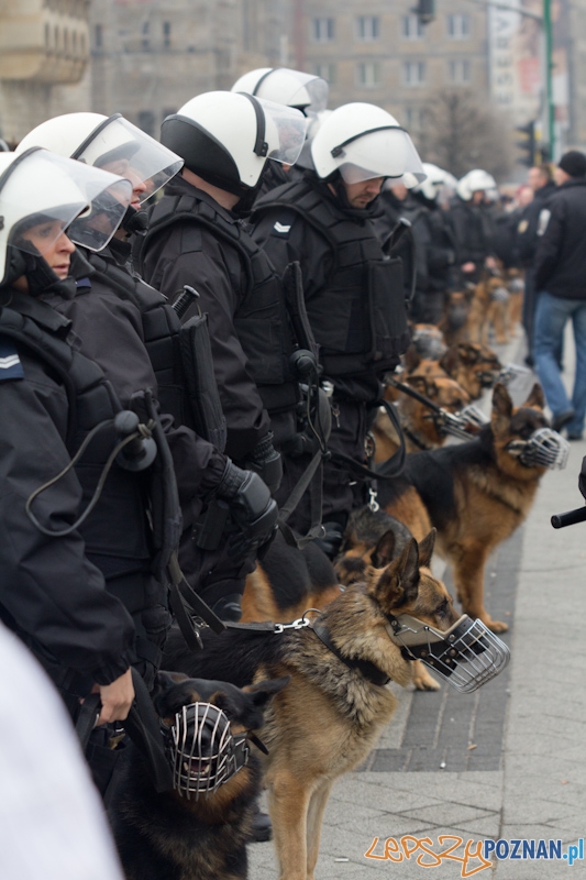 Marsz równości - Poznań 19.11.2011 r. Foto: lepszyPOZNAN.pl / Piotr Rychter Marsz równości - Poznań 19.11.2011 r. Foto: lepszyPOZNAN.pl / Piotr Rychter