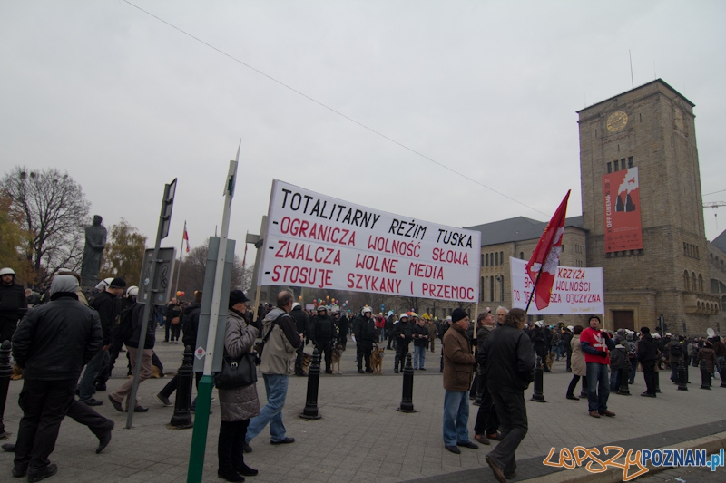 Marsz równości - Poznań 19.11.2011 r. Foto: lepszyPOZNAN.pl / Piotr Rychter Marsz równości - Poznań 19.11.2011 r. Foto: lepszyPOZNAN.pl / Piotr Rychter