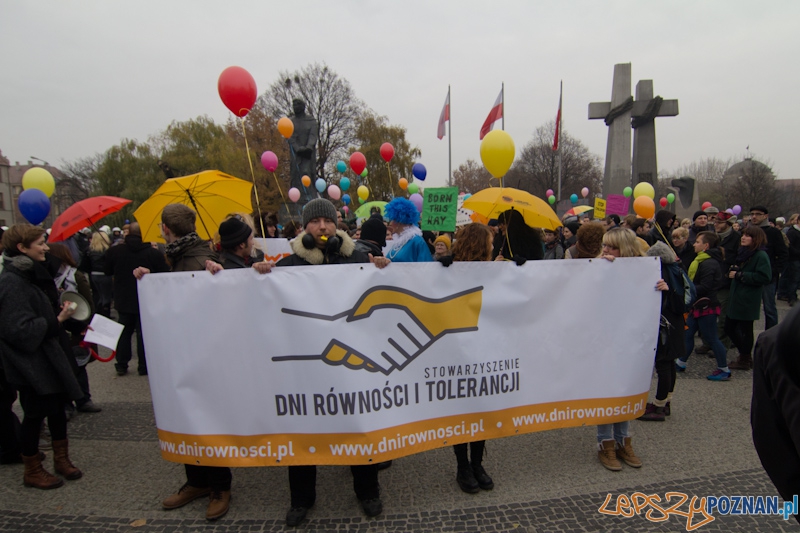 Marsz równości - Poznań 19.11.2011 r. Foto: lepszyPOZNAN.pl / Piotr Rychter Marsz równości - Poznań 19.11.2011 r. Foto: lepszyPOZNAN.pl / Piotr Rychter