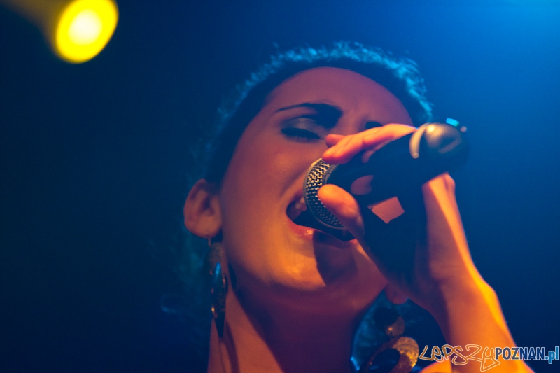 Zespół Flou - support przed Poluzjantami - Eskulap 19.11.2011 r. Foto: lepszyPOZNAN.pl / Piotr Rychter Zespół Flou - support przed Poluzjantami - Eskulap 19.11.2011 r. Foto: lepszyPOZNAN.pl / Piotr Rychter