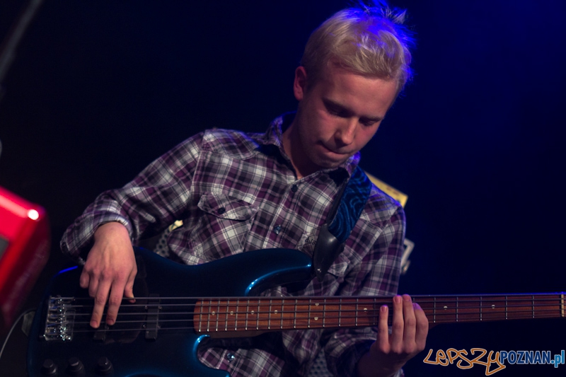 Zespół Flou - support przed Poluzjantami - Eskulap 19.11.2011 r. Foto: lepszyPOZNAN.pl / Piotr Rychter Zespół Flou - support przed Poluzjantami - Eskulap 19.11.2011 r. Foto: lepszyPOZNAN.pl / Piotr Rychter