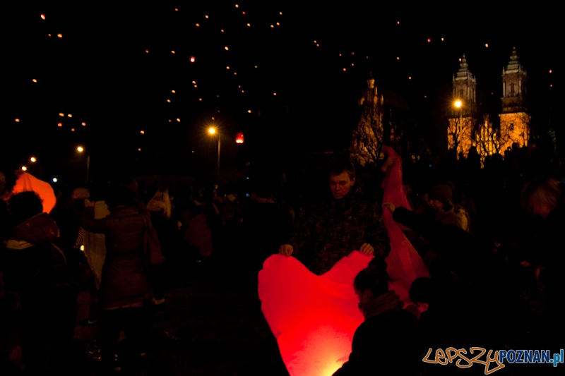 Lampiony Wolności nad Wartą - Poznań 10.12.2011 r. Foto: LepszyPOZNAN.pl / Paweł Rychter Lampiony Wolności nad Wartą - Poznań 10.12.2011 r. Foto: LepszyPOZNAN.pl / Paweł Rychter