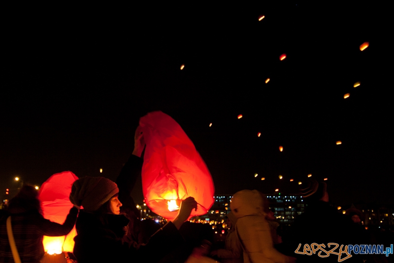 Lampiony Wolności nad Wartą - Poznań 10.12.2011 r. Foto: LepszyPOZNAN.pl / Paweł Rychter Lampiony Wolności nad Wartą - Poznań 10.12.2011 r. Foto: LepszyPOZNAN.pl / Paweł Rychter